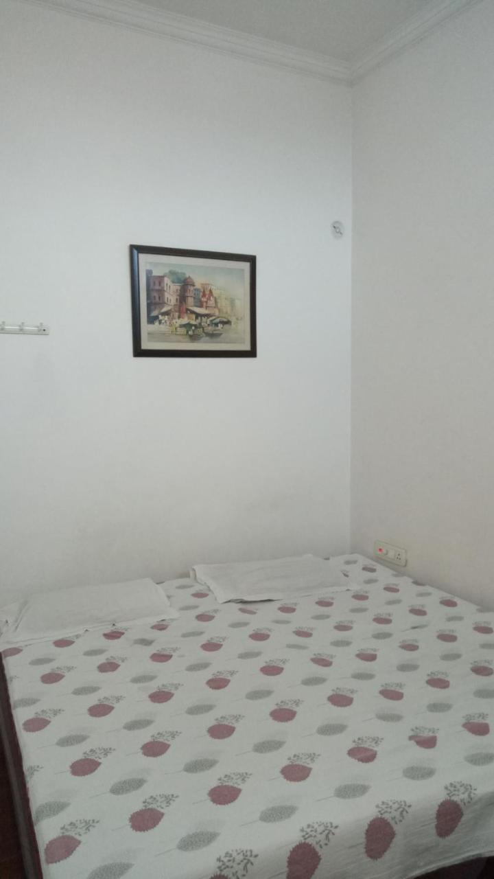 Ishan Paying Guest House Varanasi Esterno foto
