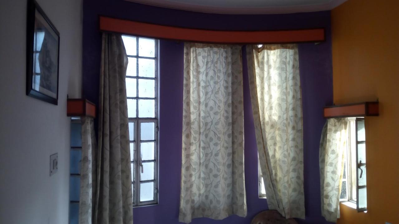 Ishan Paying Guest House Varanasi Esterno foto