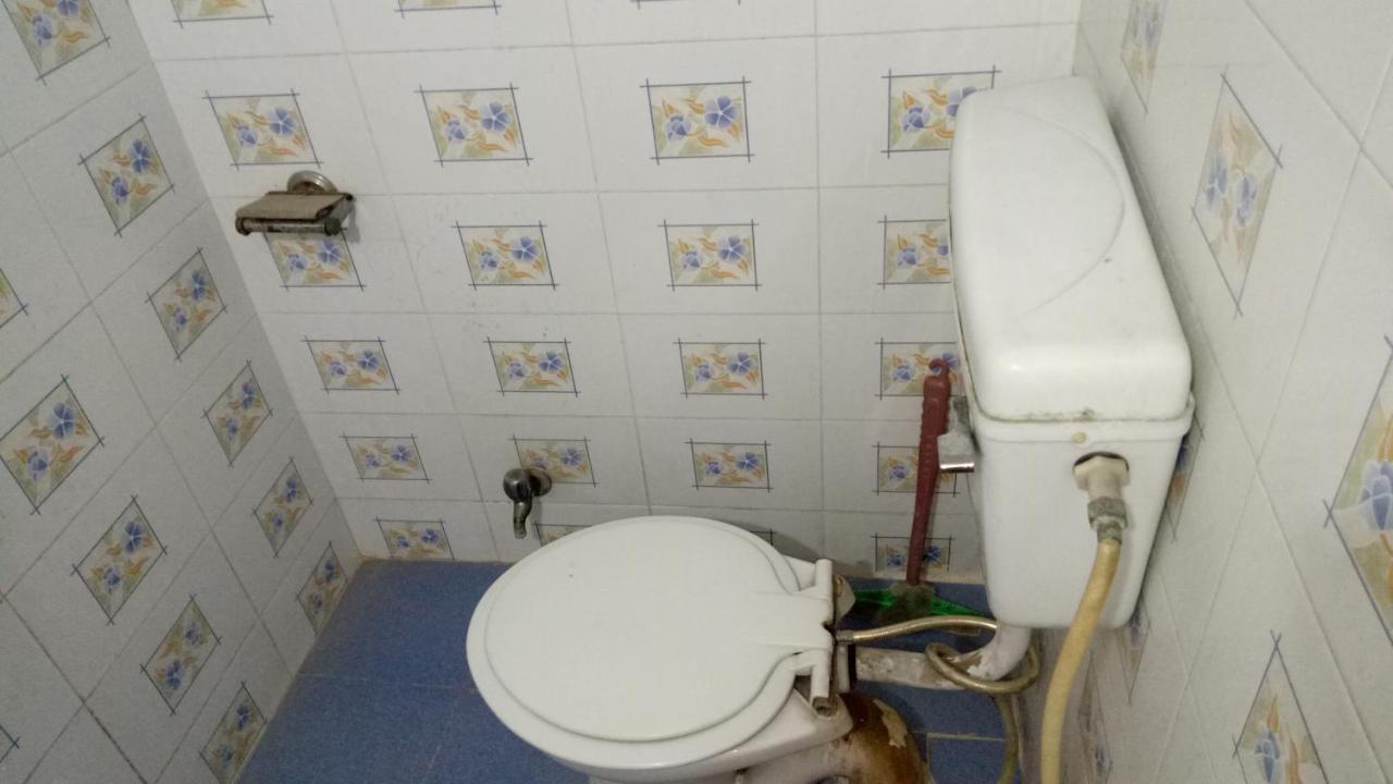 Ishan Paying Guest House Varanasi Esterno foto