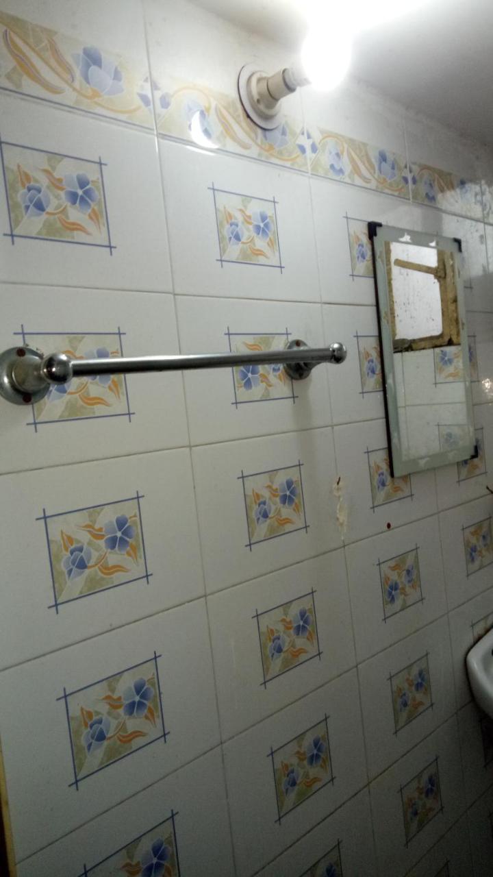 Ishan Paying Guest House Varanasi Esterno foto